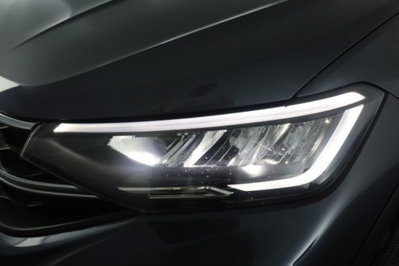 Volkswagen Taigo 1.0 tsi R-Line 115cv (9)