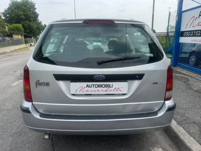 Ford Focus Station Wagon 1.8 TDCi (100CV) cat SW Zetec (6)