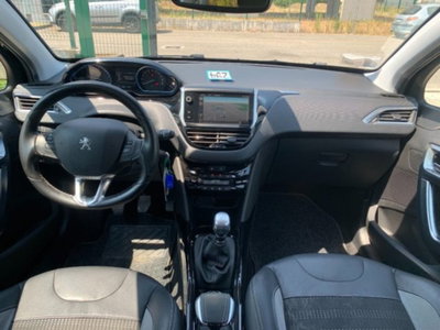 Peugeot 2008 120 S&S Allure (13)