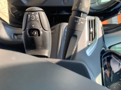 Peugeot 2008 120 S&S Allure (19)