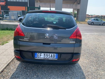 Peugeot 3008 2.0 HDi 150CV Business (6)