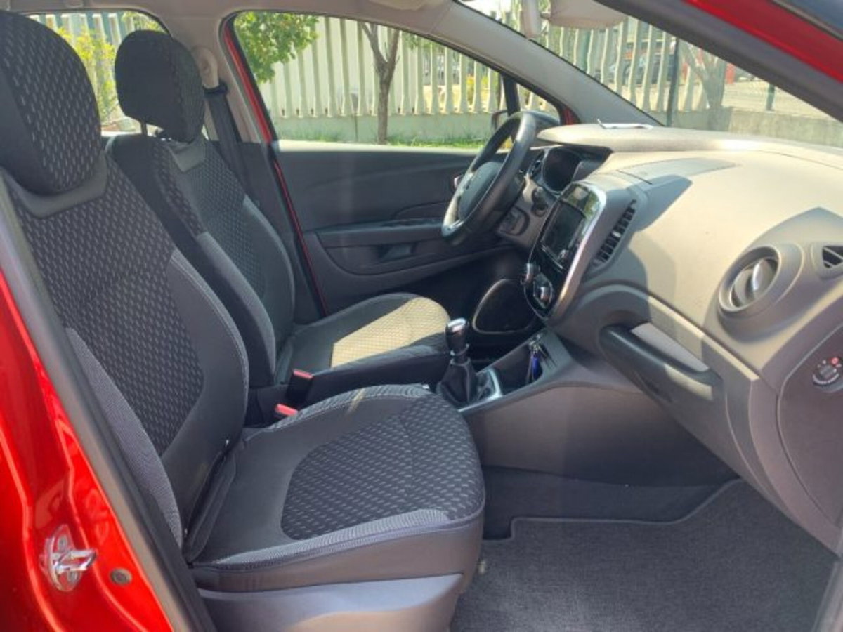 Renault Captur dCi 8V 110 CV Start&Stop Energy Initiale Paris (12)