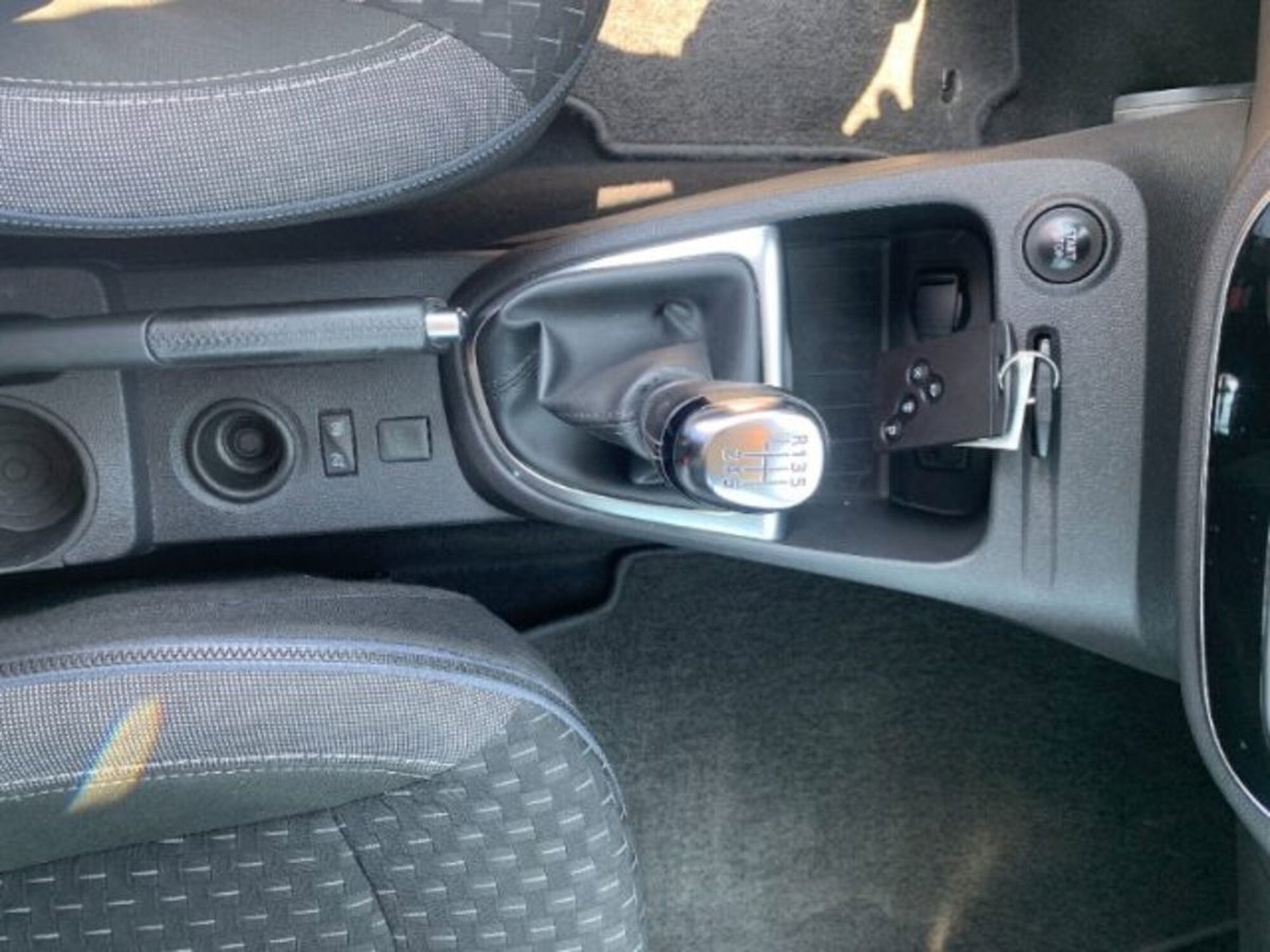 Renault Captur dCi 8V 110 CV Start&Stop Energy Initiale Paris (16)