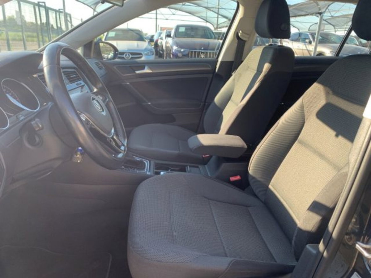 Volkswagen Golf Variant 1.6 TDI 115 CV DSG Executive BlueMotion Tech. (10)