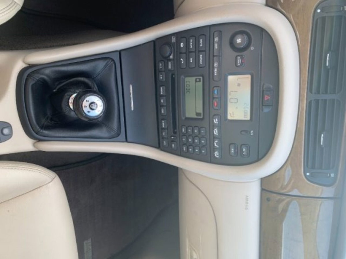 Jaguar X-Type 3.0 V6 24V cat Executive (15)