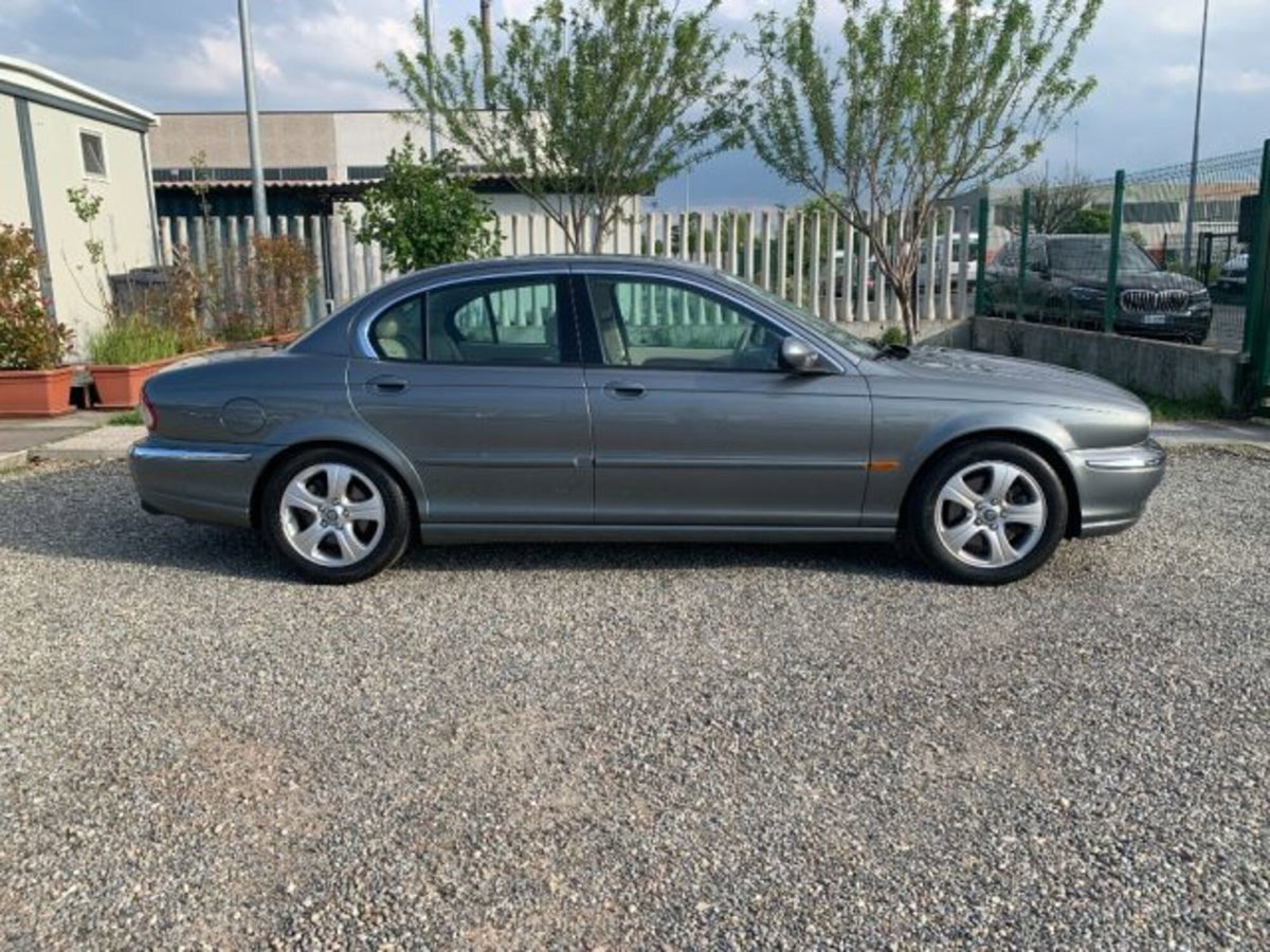 Jaguar X-Type 3.0 V6 24V cat Executive (4)
