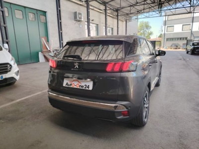 Peugeot 3008 Hybrid 225 e-EAT8 Allure Pack (4)