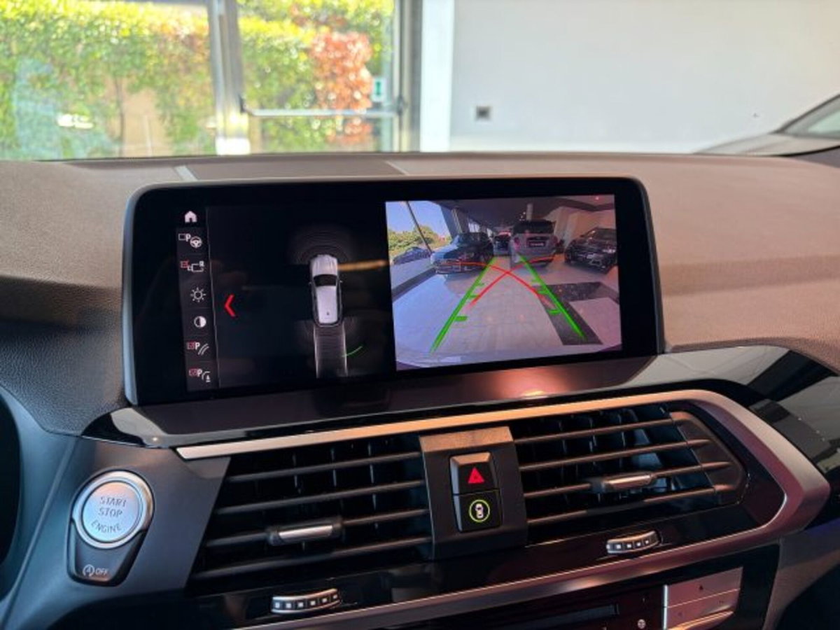 BMW X3 sDrive18d Msport (12)