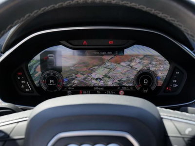 Audi Q3 Sportback 35 2.0 tdi Identity Black s-tronic (9)