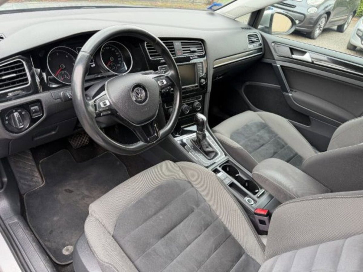 Volkswagen Golf Variant 1.6 TDI 110 CV DSG Highline BMT (9)