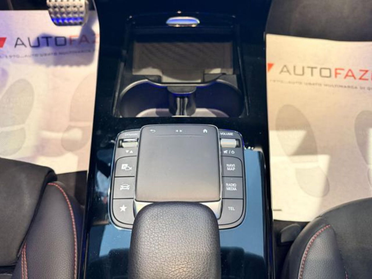 Mercedes-Benz Classe A Sedan 180 d AMG Line Premium Plus auto (13)