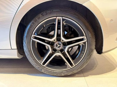 Mercedes-Benz Classe A Sedan 180 d AMG Line Premium Plus auto (5)