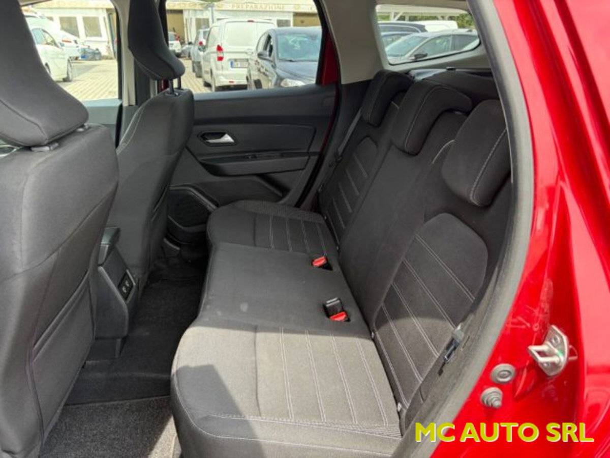 Dacia Duster 1.0 TCe 100 CV ECO-G 4x2 Prestige (8)