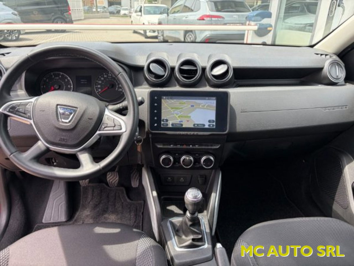 Dacia Duster 1.0 TCe 100 CV ECO-G 4x2 Prestige (9)