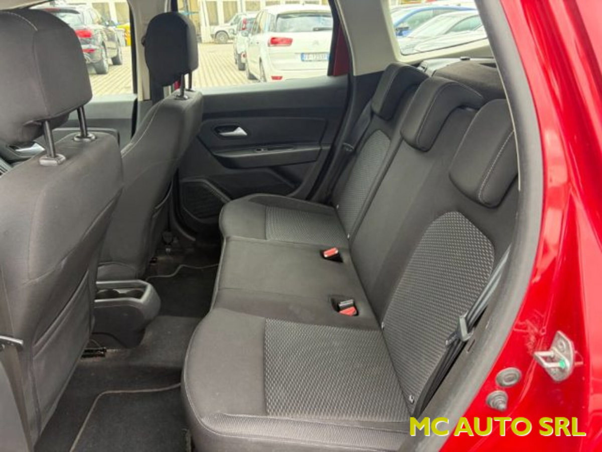 Dacia Duster 1.0 TCe 100 CV ECO-G 4x2 15th Anniversary (8)