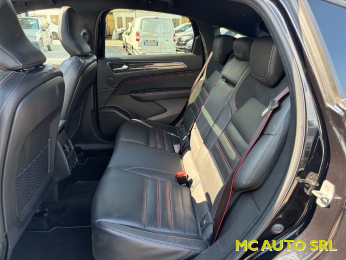 Renault Arkana E-Tech 145 CV R.S.Line Fast Track (8)