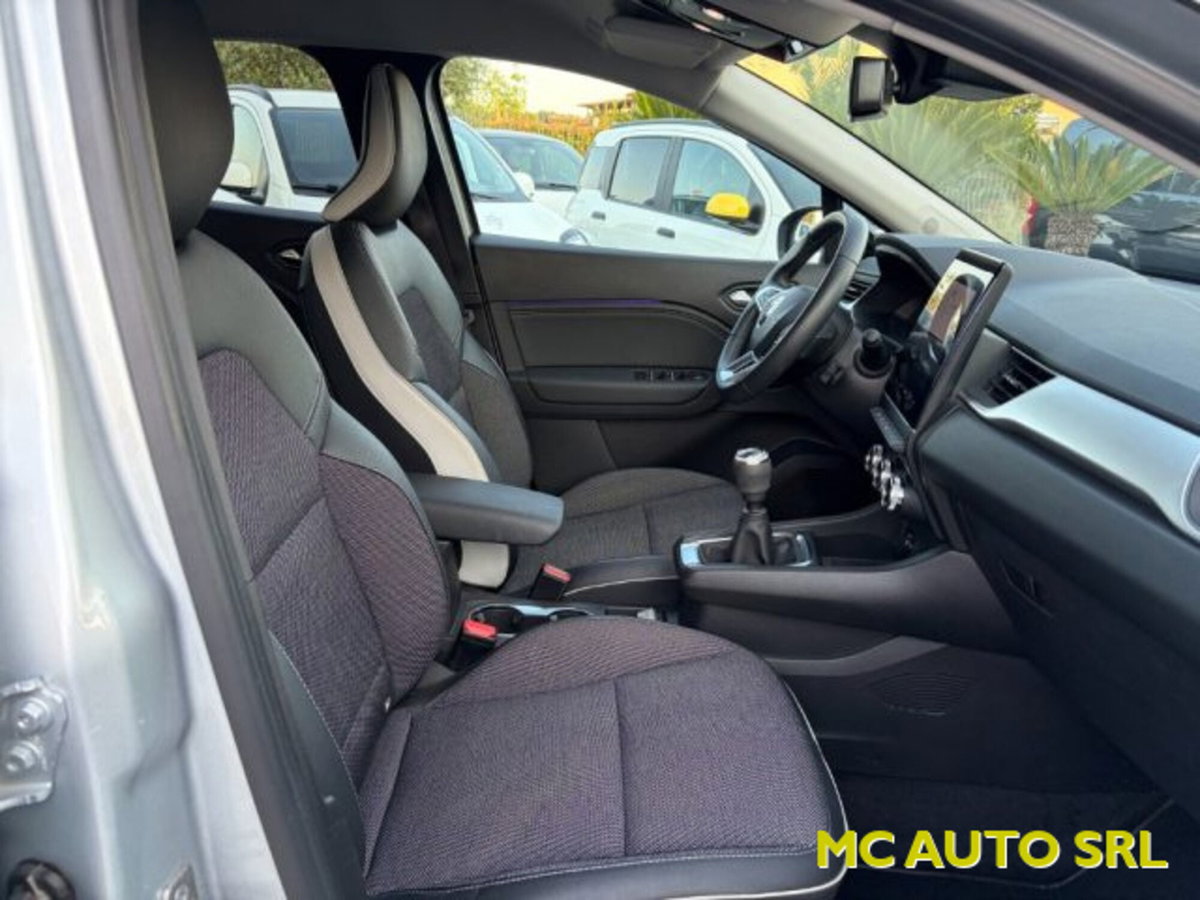 Renault Captur TCe 100 CV GPL Techno (9)