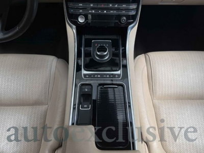 Jaguar XF 2.0 D 180 CV aut. Prestige (15)
