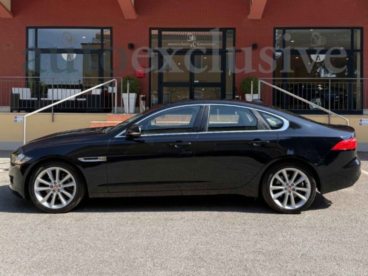 Jaguar XF 2.0 D 180 CV aut. Prestige (3)