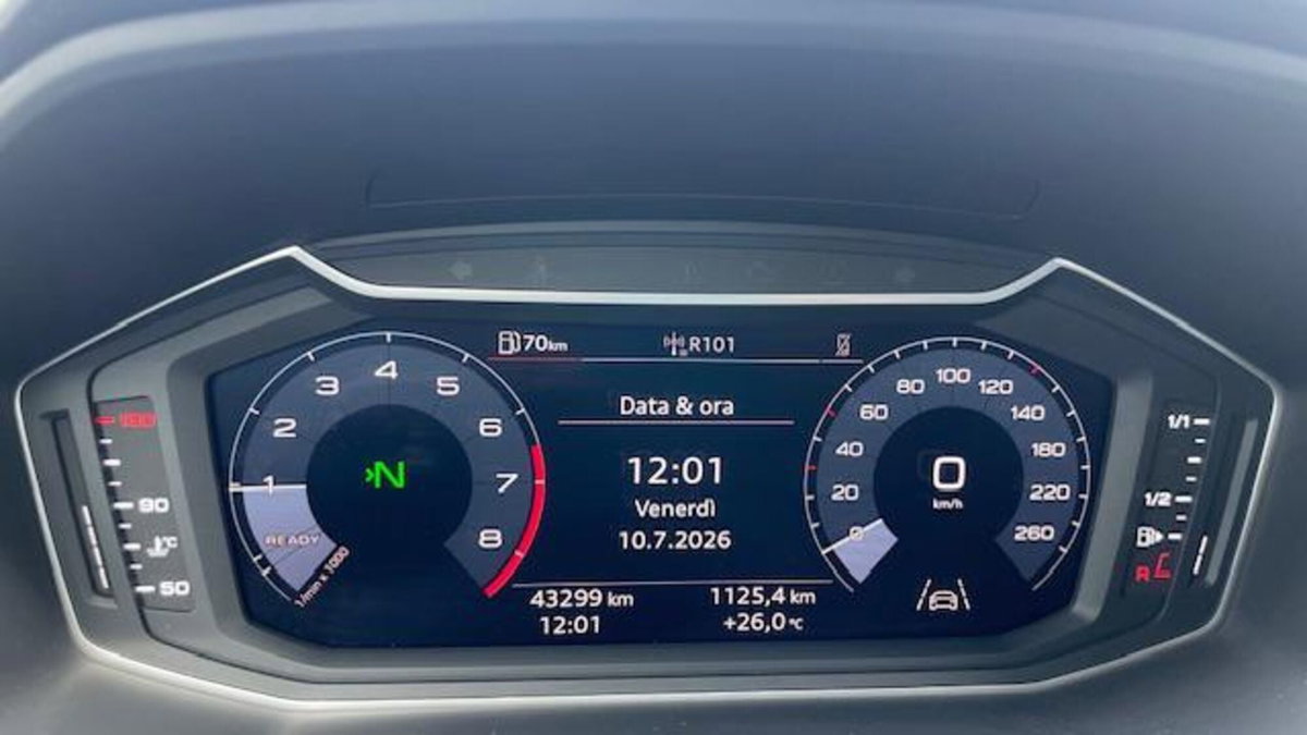 Audi A1 allstreet allstreet 30 TFSI Identity Contrast (13)