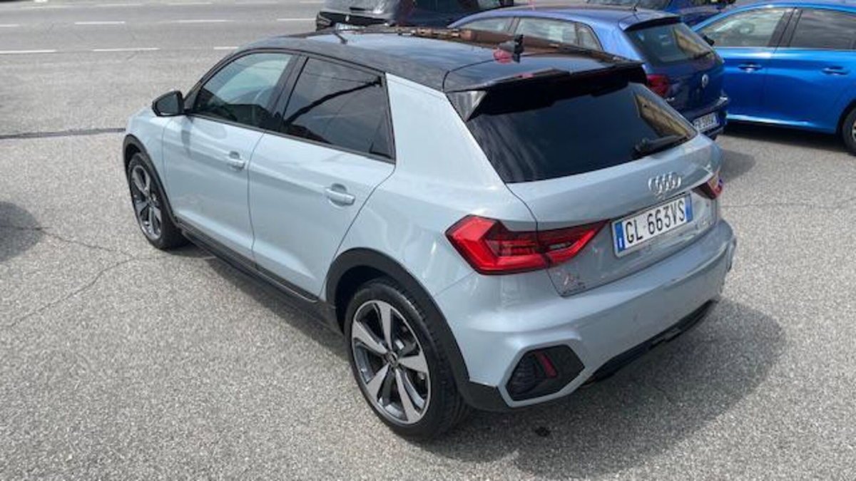 Audi A1 allstreet allstreet 30 TFSI Identity Contrast (4)
