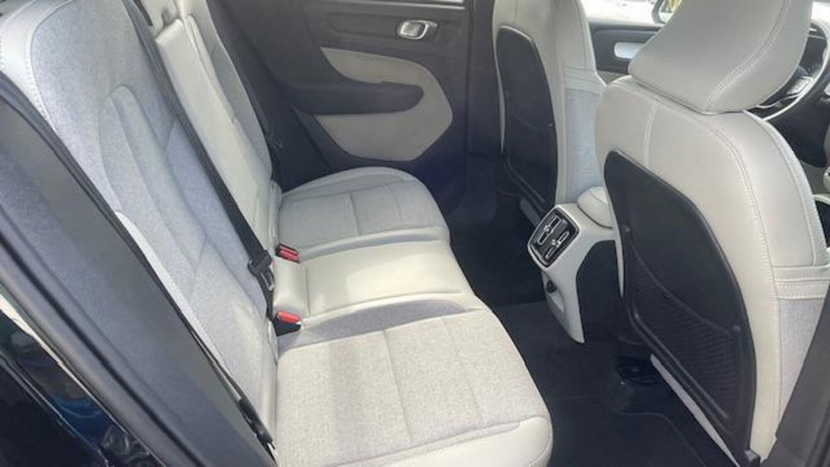 Volvo XC40 D3 AWD Geartronic Business Plus (10)