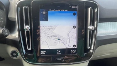Volvo XC40 D3 AWD Geartronic Business Plus (13)