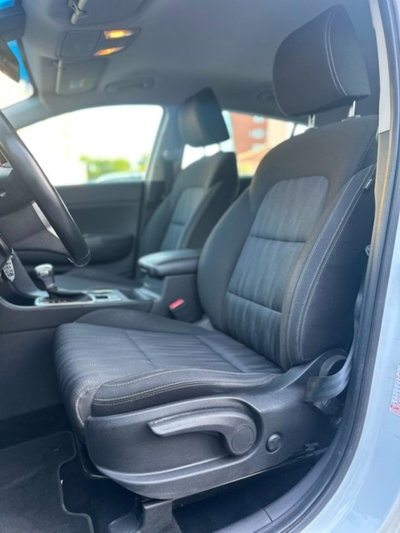 Kia Sportage 1.6 CRDI 136 CV DCT7 2WD Business Class (13)
