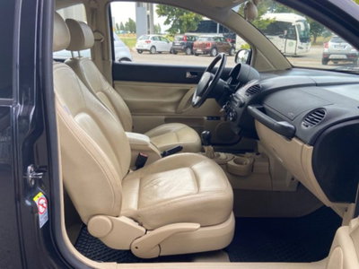 Volkswagen New Beetle TDI 105CV (13)