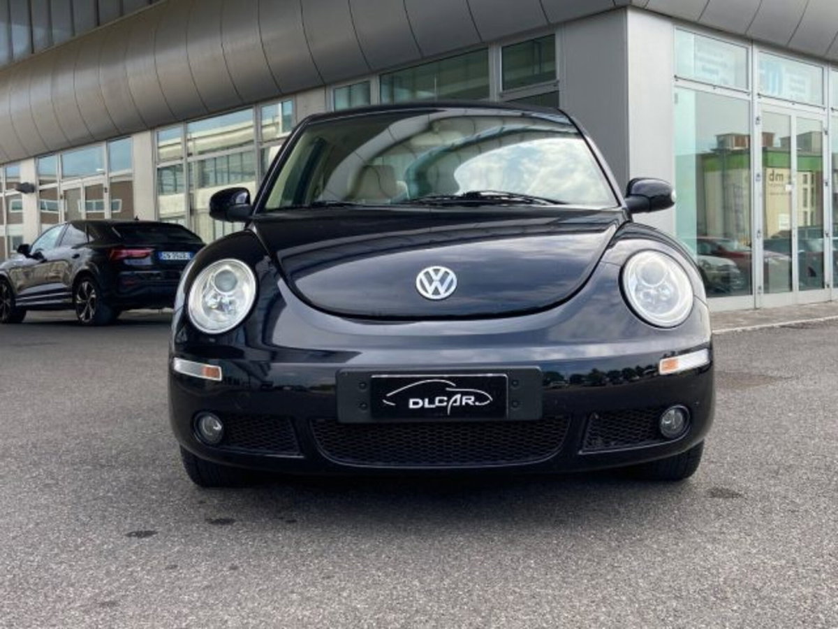 Volkswagen New Beetle TDI 105CV (4)