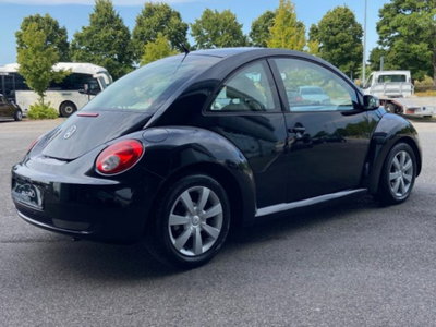 Volkswagen New Beetle TDI 105CV (5)