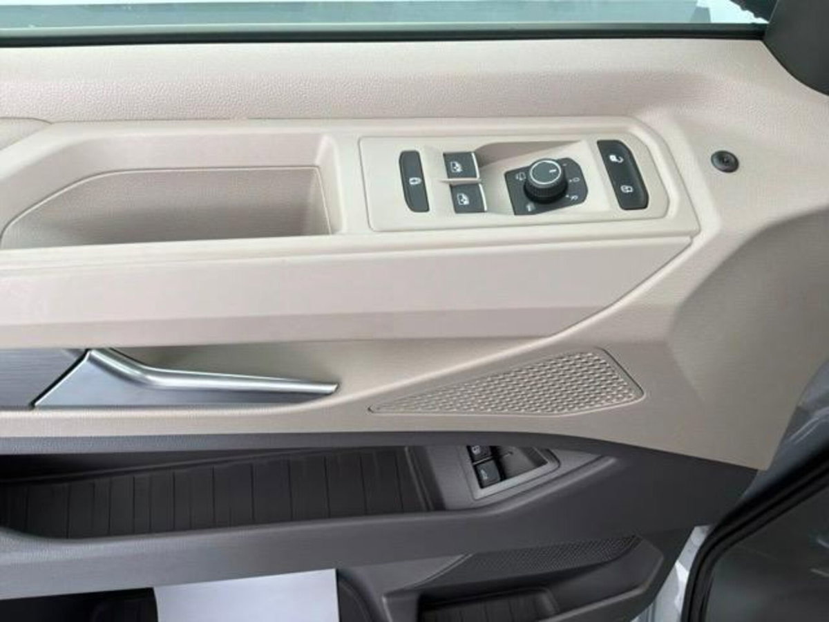 Volkswagen Multivan Lungo 1.5 phev Style 4motion 245cv dsg 7p.ti (13)
