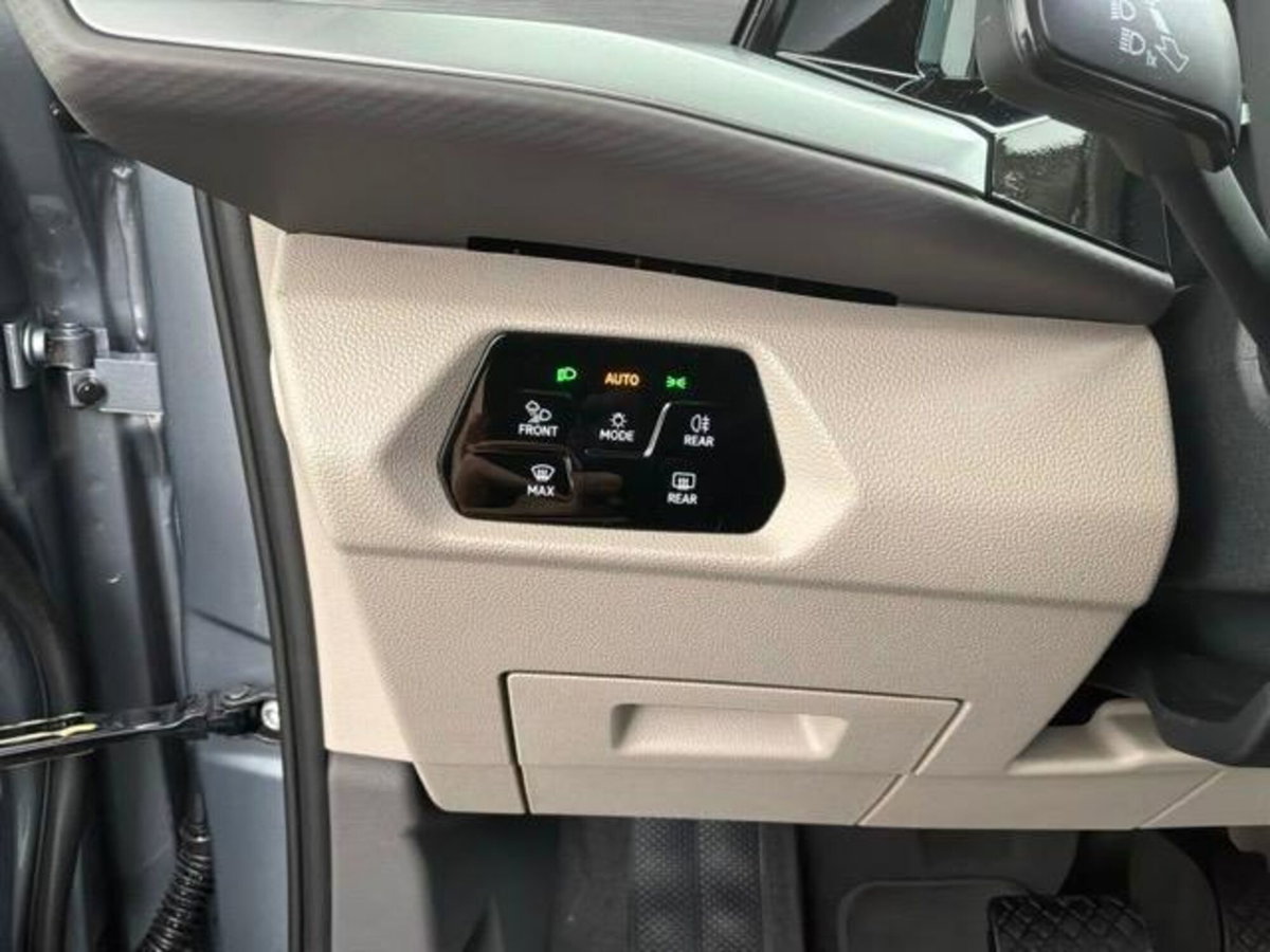Volkswagen Multivan Lungo 1.5 phev Style 4motion 245cv dsg 7p.ti (15)
