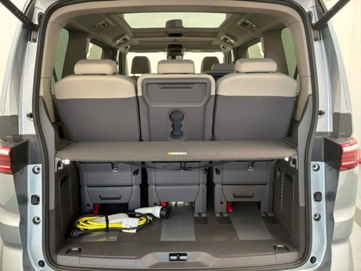Volkswagen Multivan Lungo 1.5 phev Style 4motion 245cv dsg 7p.ti (17)