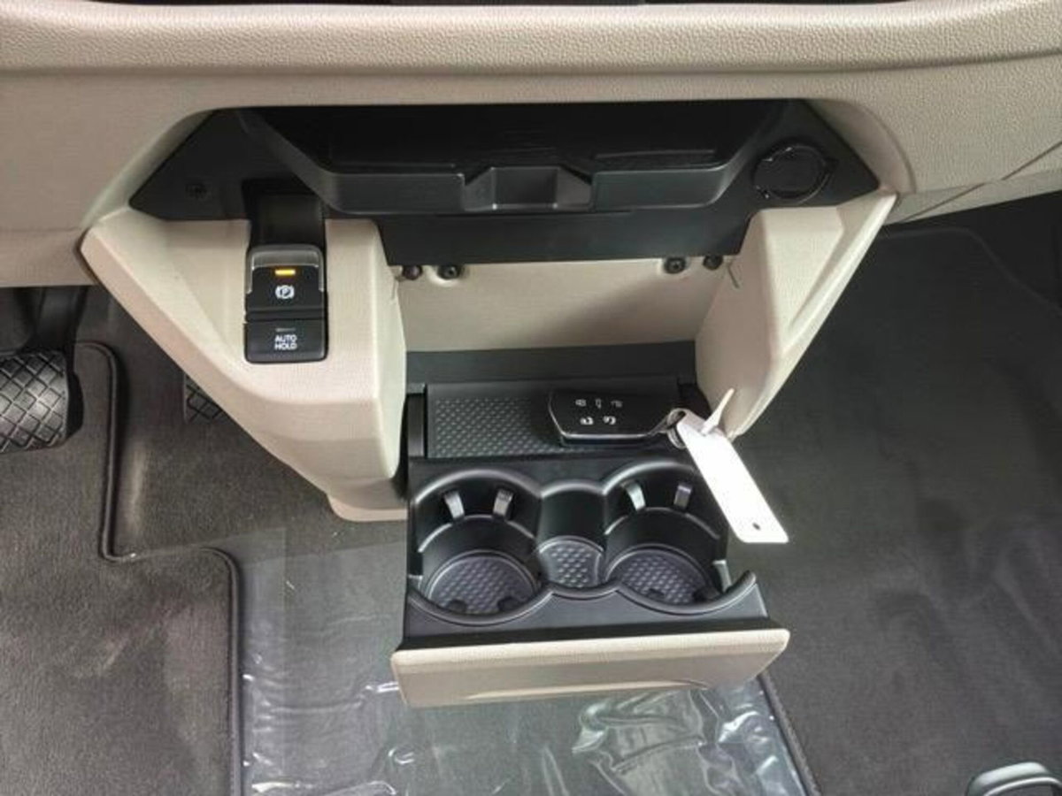 Volkswagen Multivan Lungo 1.5 phev Style 4motion 245cv dsg 7p.ti (19)