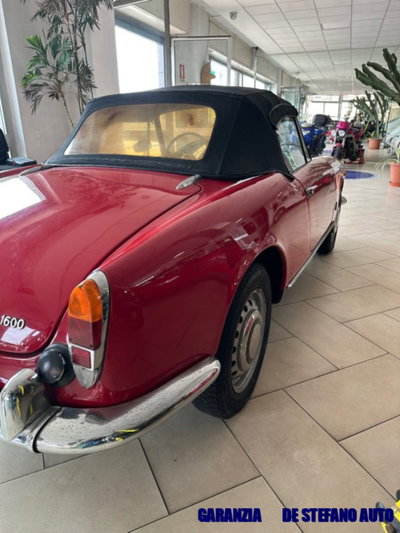 Alfa Romeo Spider 1.6 (6)