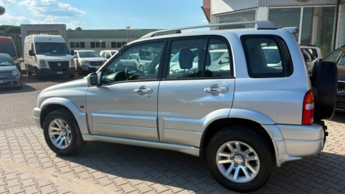 Suzuki Grand Vitara turbodiesel 16V cat S.W. XL-7 (5)