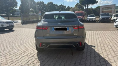 Jaguar E-Pace 2.0D 150 CV AWD aut. R-Dynamic (4)