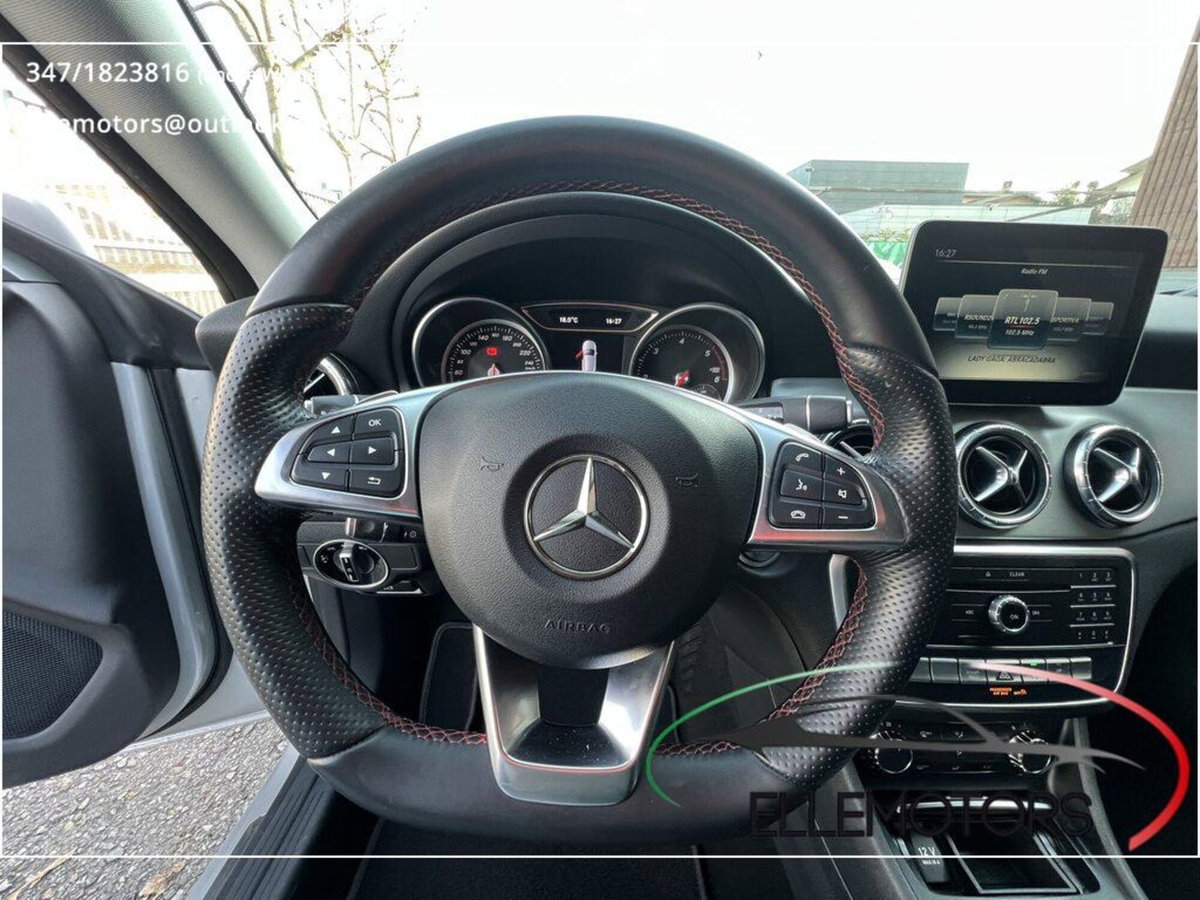 Mercedes-Benz CLA Shooting Brake 200 d Automatic Premium (12)