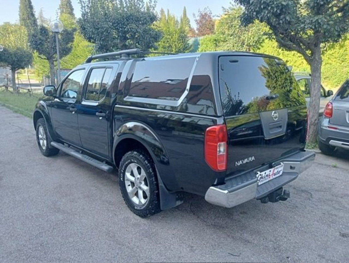Nissan Navara 2.5 dCi 190CV 4 porte Double Cab LE Plus (2)