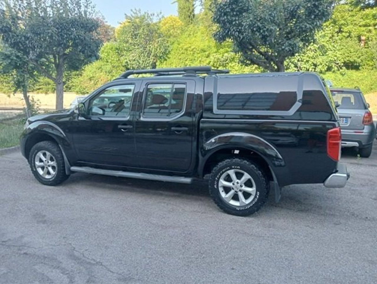 Nissan Navara 2.5 dCi 190CV 4 porte Double Cab LE Plus (3)