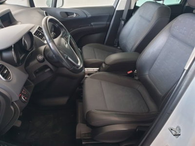 Opel Meriva 1.4 100CV Cosmo (12)