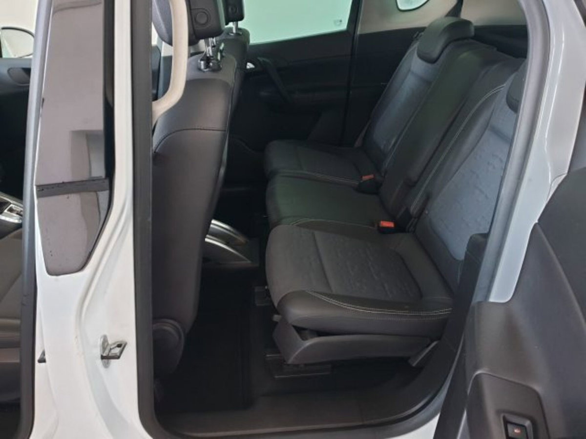 Opel Meriva 1.4 100CV Cosmo (16)