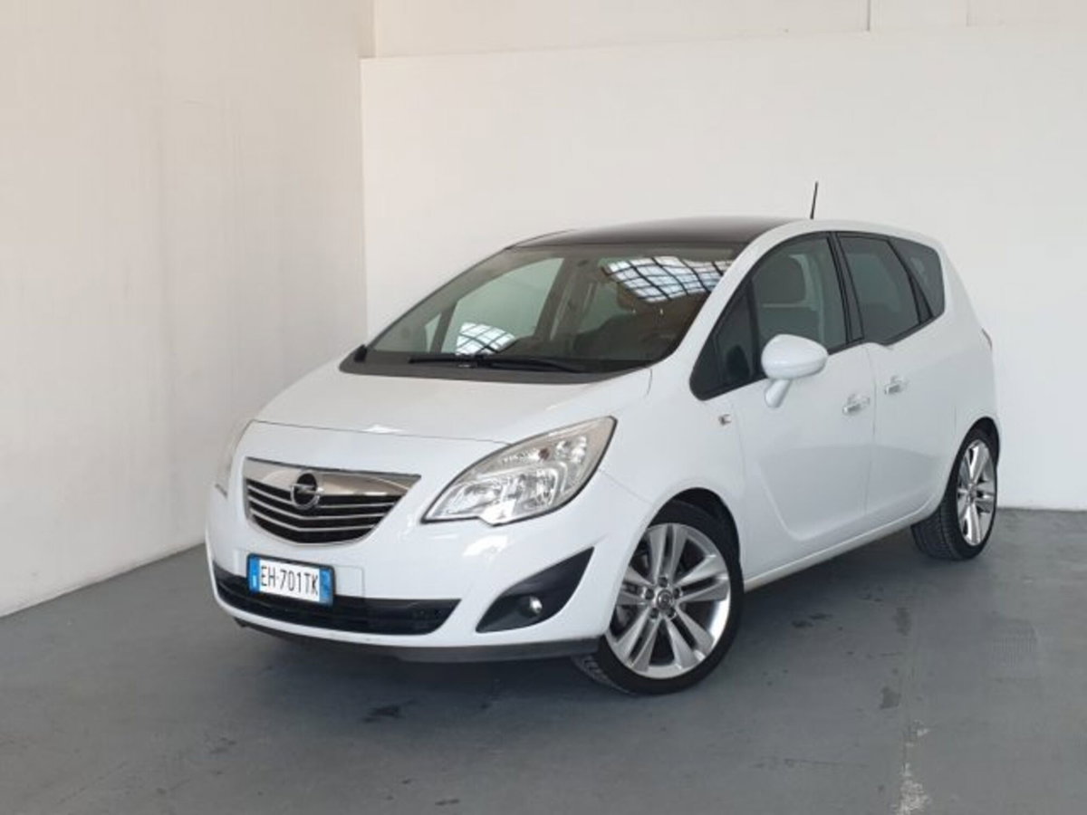 Opel Meriva 1.4 100CV Cosmo (5)