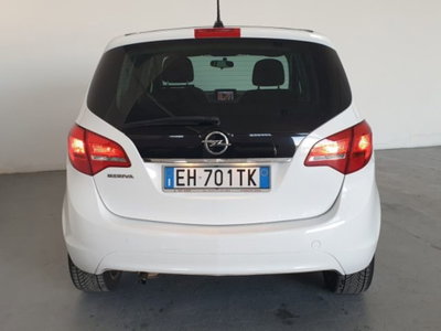 Opel Meriva 1.4 100CV Cosmo (9)