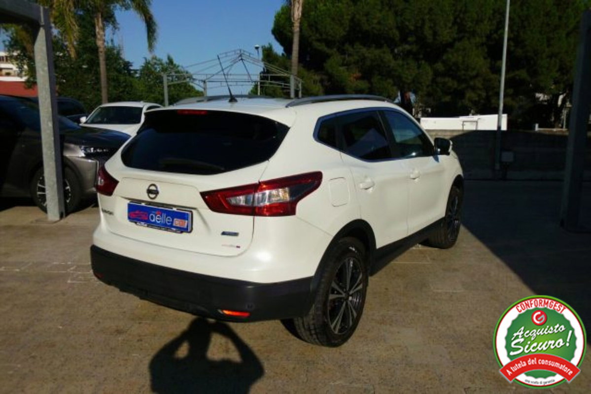 Nissan Qashqai 1.5 dCi N-Connecta (7)