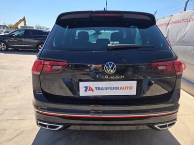Volkswagen Tiguan 2.0 TDI 150 CV SCR DSG 4MOTION R-Line (4)