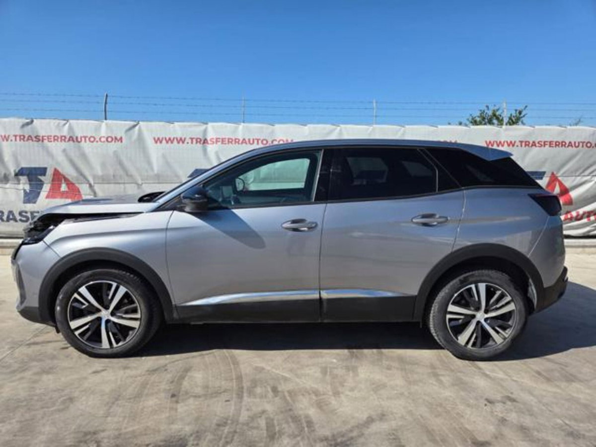 Peugeot 3008 BlueHDi 130 S&S EAT8 Allure Pack (2)