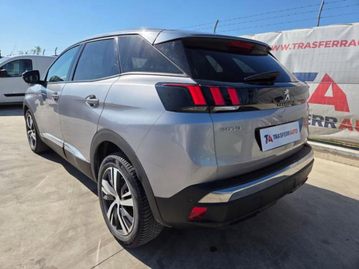 Peugeot 3008 BlueHDi 130 S&S EAT8 Allure Pack (3)