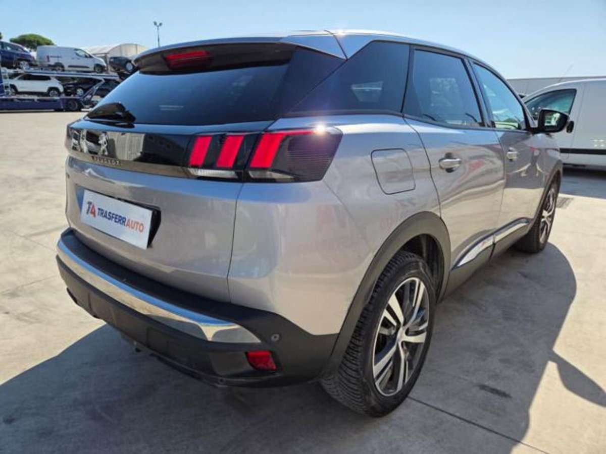 Peugeot 3008 BlueHDi 130 S&S EAT8 Allure Pack (5)